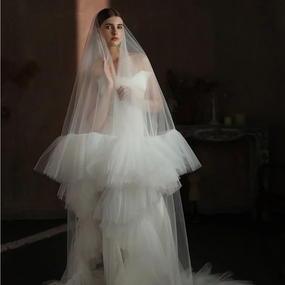 Ruffle veil bought off ETSY. So fun and breath taking!